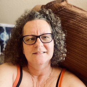 Meet your Posher, Teresa